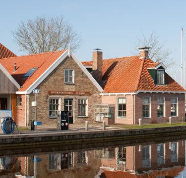 Afbeelding van "Watersportwinkel De Liefde"