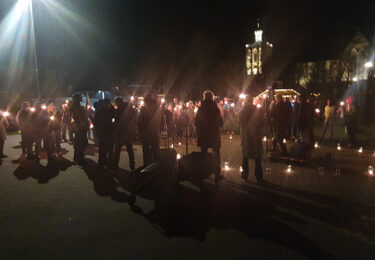 Foto bij het artikel: "Goede sfeer tijdens fakkeltocht Workum"